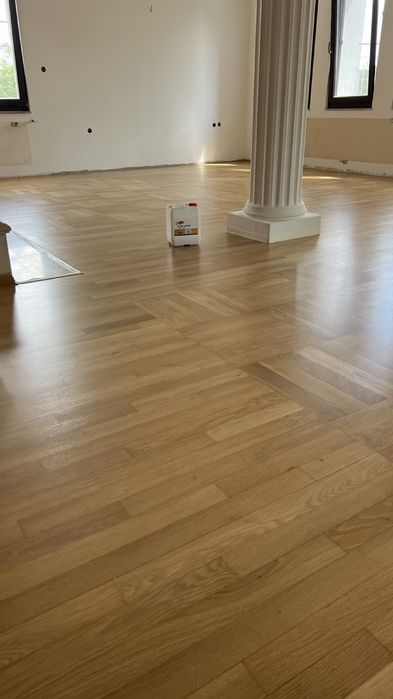 Циклене,лакиране на паркет и дюшеме.