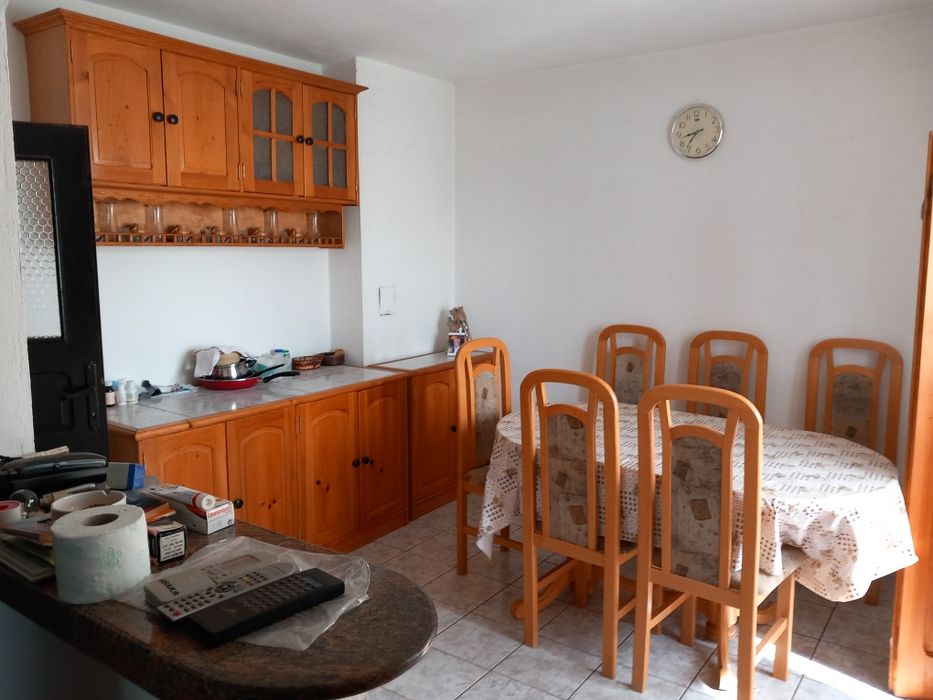 Къща в гр. Българово .На 20 км от гр  Бургас.