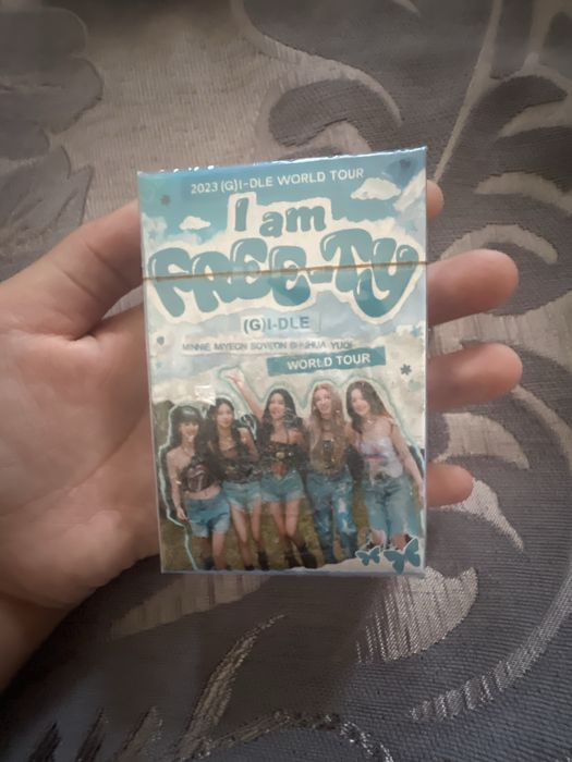 Продаю кпоп карточки