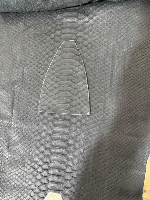 Кепки из кожи питона. Эксклюзив!