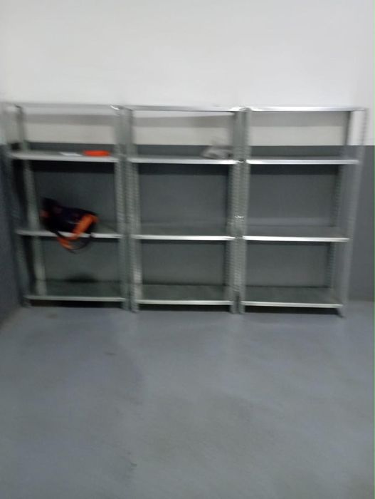 Продам металлические стеллажи