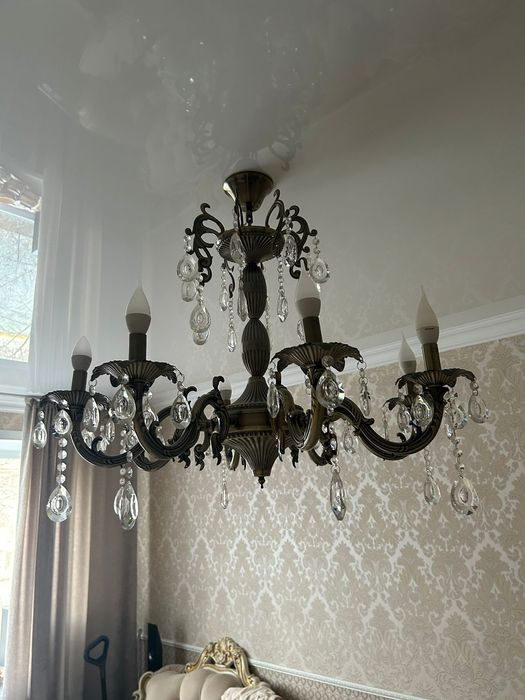 Продам люстры в количестве 3 шт
