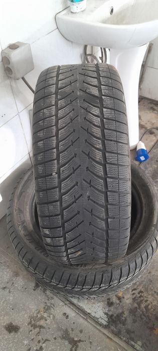 продам комплект резины (липучка)