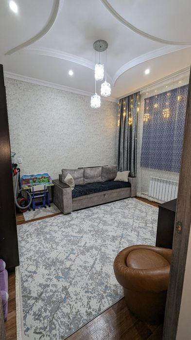 продам 3 комнатную