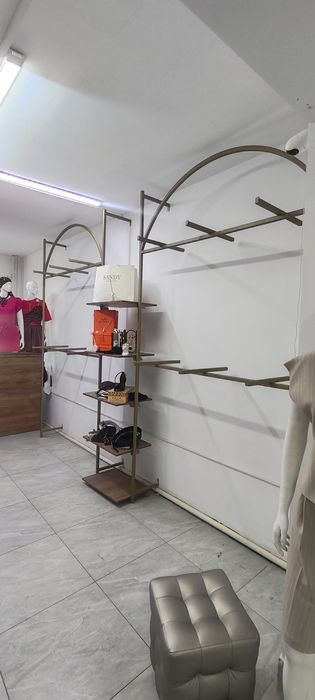 Продам ресепшн, оборудование, примерочную