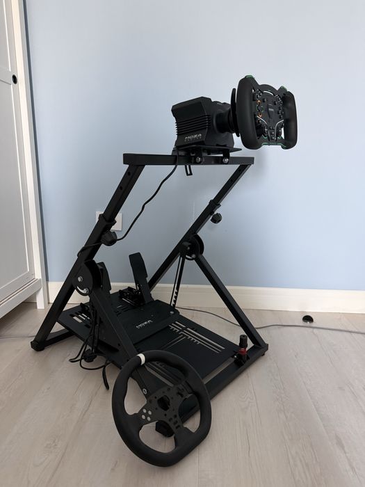 Moza r5 + кокпит