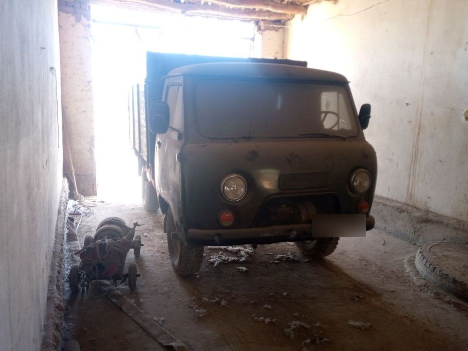 Грузовой УАЗ бортовой