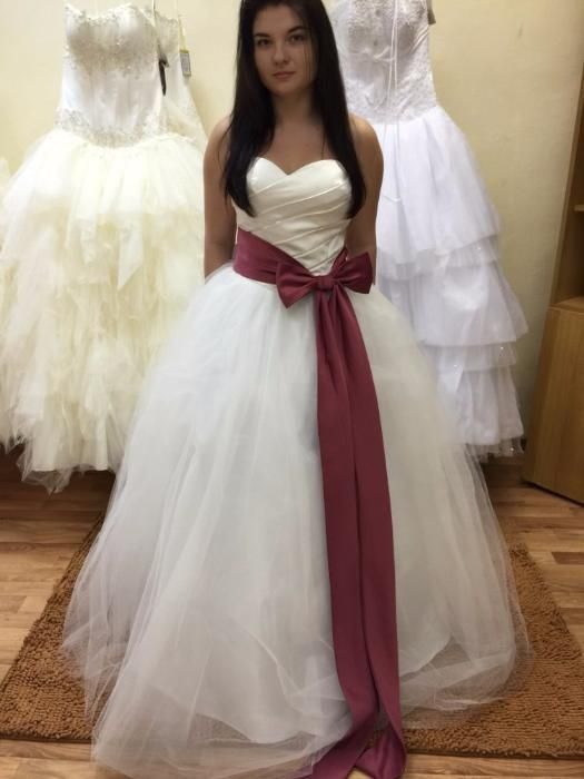 Новое шикарное платье