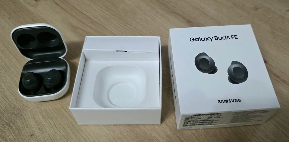 Galaxy Buds FE Samsung
