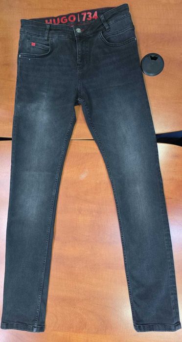 Blugi Hugo/734 negri - copii varsta 14 ani