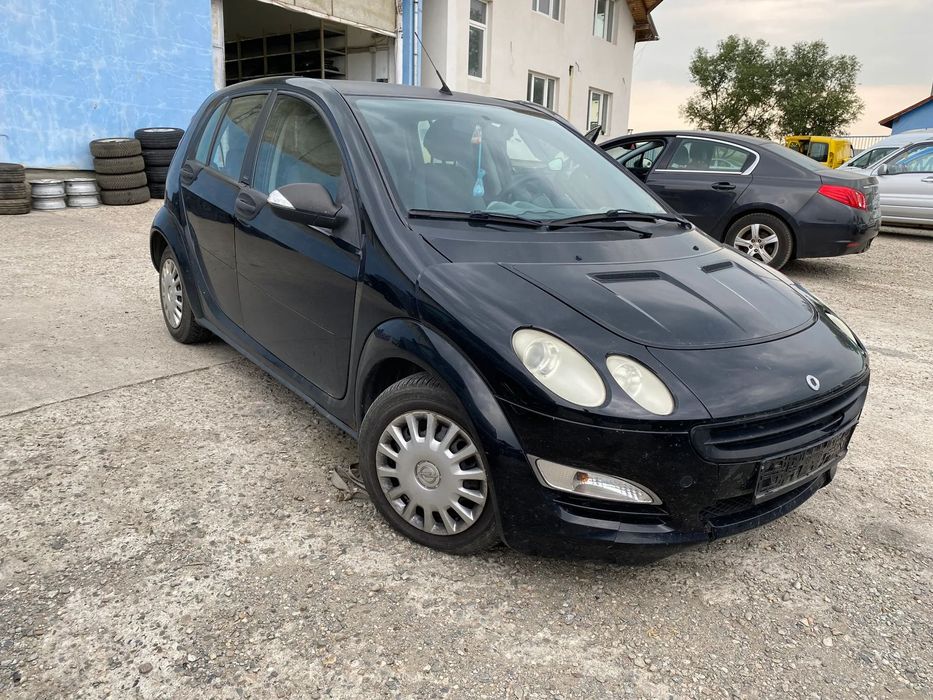 Dezmembrez piese Smart Forfour