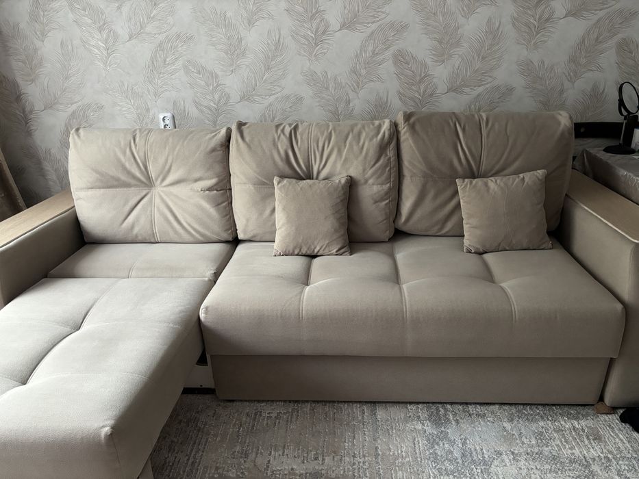 Диван в гостиную