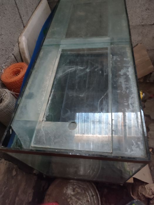 Продам аквариум 200 литров