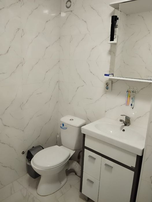 Продается дом с земельным участком