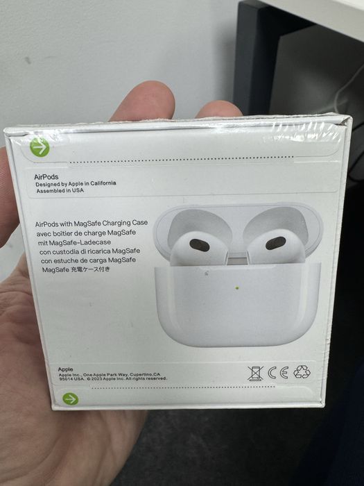 AirPods (3 generation)