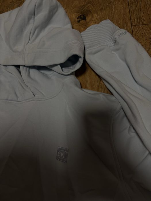 Продавам маркови дрехи на цени от 5€