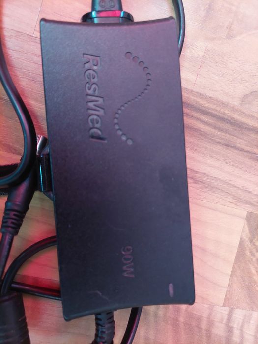 Alimentator aparat Resmed ,tensiune 24v ,curent 3.75A ,90w