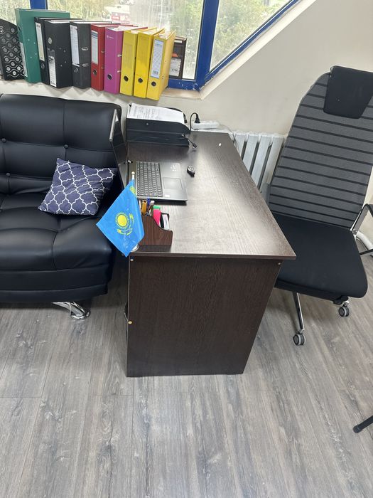 Столы офисные бу