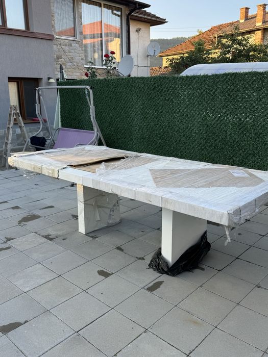 Големи трапезни маси