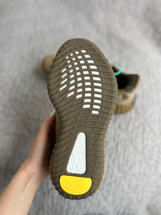 Yeezy Boost 350 V2 Earth