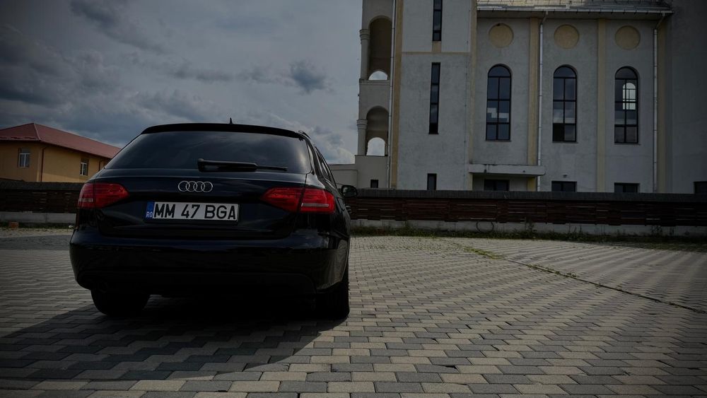 Vand Audi A4 B8 an 2009