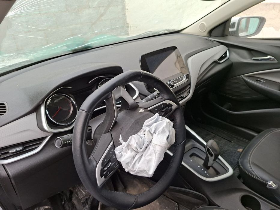 Avarinniy Onix sotiladi