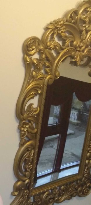 Vând 2 oglinzi baroc aurii – cadru sculptat + 4 lemn alb antichizat