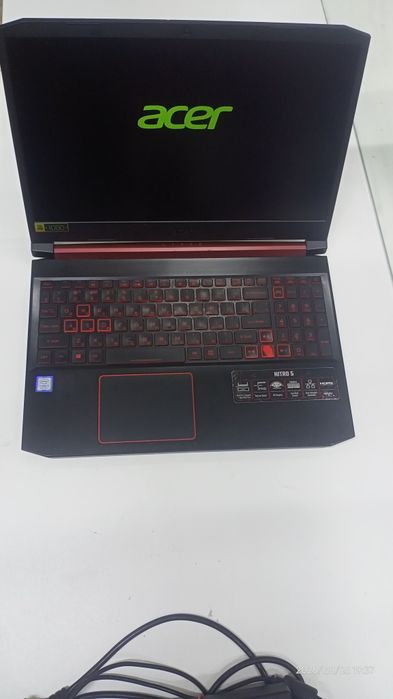 Игровой ноутбук Acer nitro 5 ноутбук работает шустро