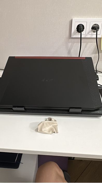 Acer Nitro 5 ноутбук