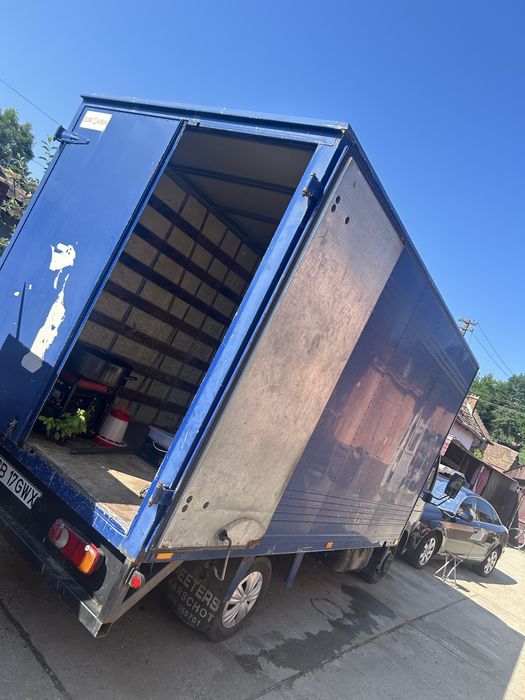 Vand camion de 3,5 tone