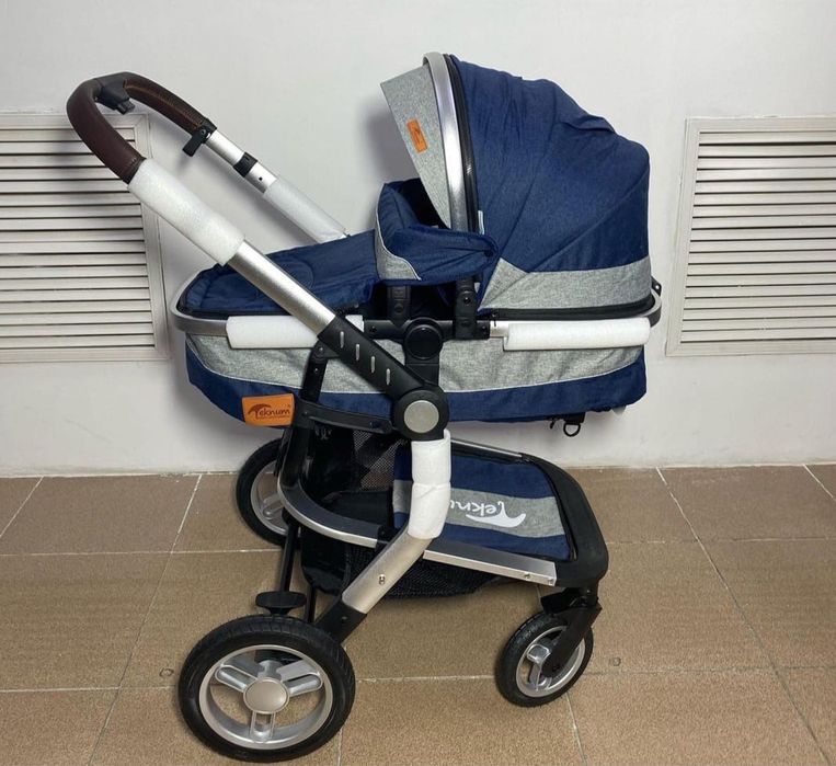 Продается коляски за 30 тыс.