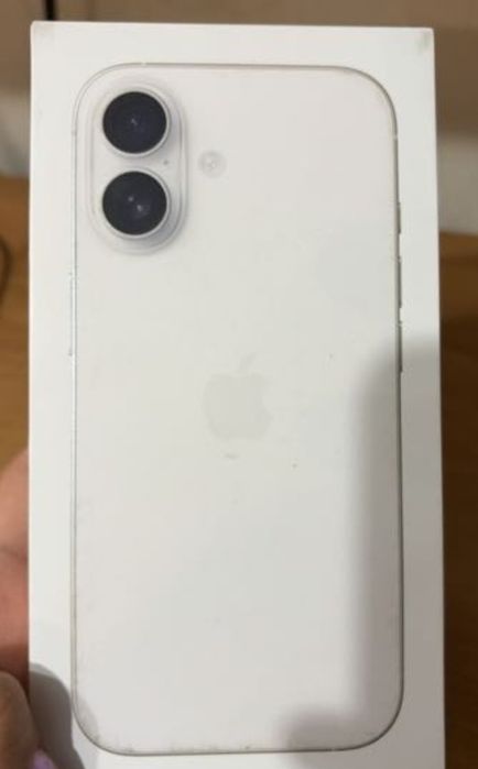 Продам IPhone 17  новый