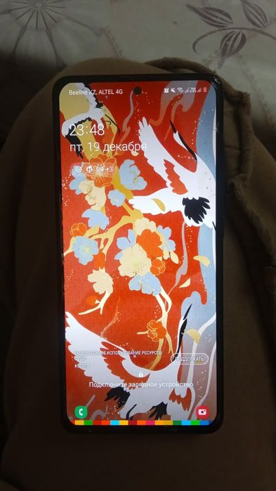 Продаю самсунг а51