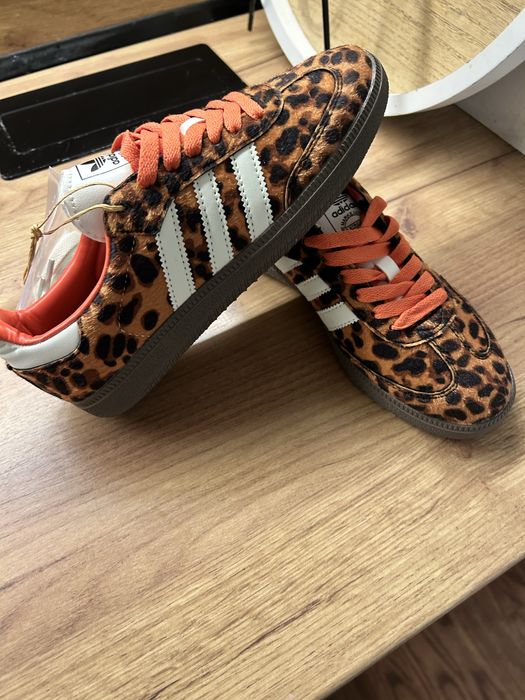 Adidas Samba leopard print