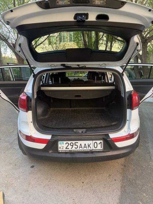 Kia sportage 2014 год