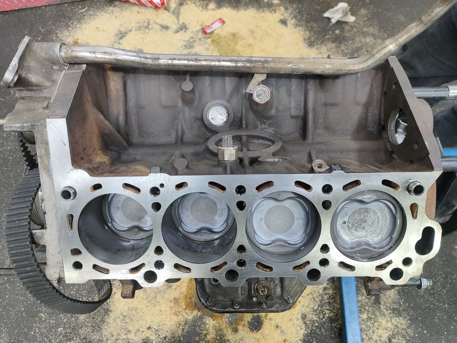 Заряженный блок 2uz-fe