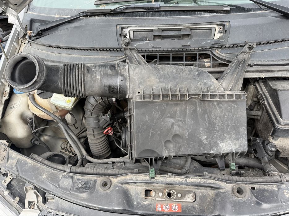 Кутия въздушен филтър с дебитомер Mercedes Vito w639