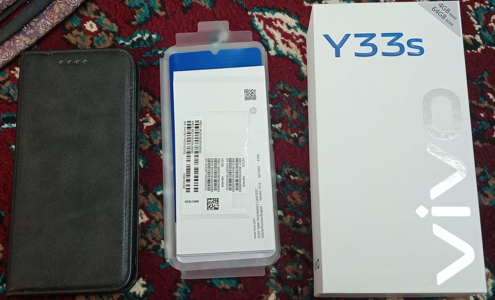 VIVO Y33S  4/64gb