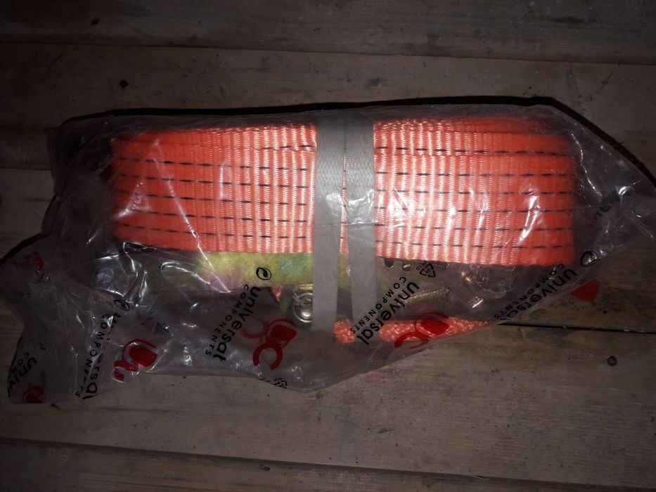 Колан за укрепване с тресчотка