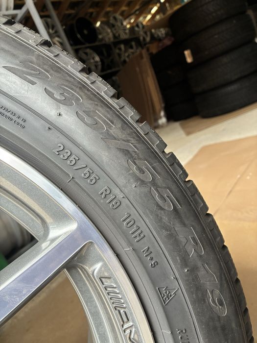 235/55/19 Пирели Зимни Run Flat