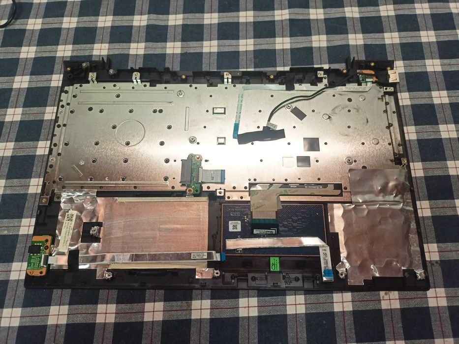 Elemente Lenovo V110 15IAP