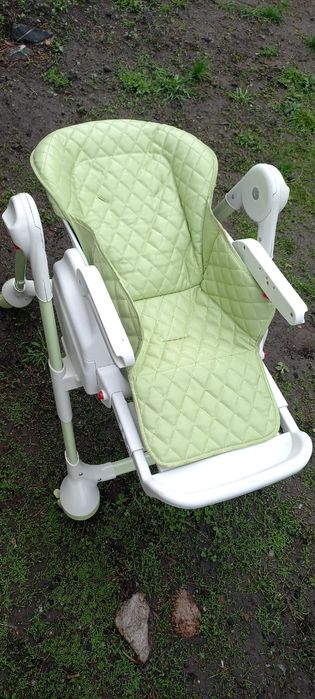 Детское кресло для кормления