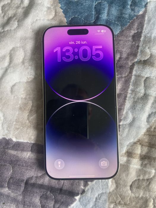 Iphone 16 pro natural titanium
