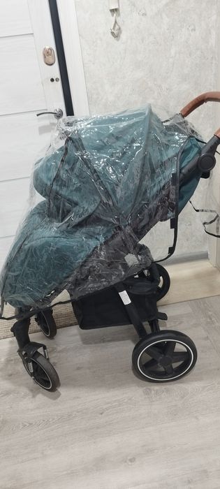 Коляска прогулочная