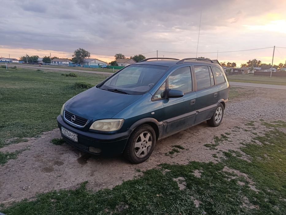 Продам опель зафира.