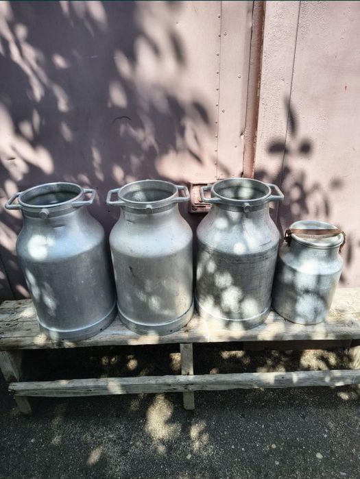 Stupi/Centrifuga apicola/ strecurătoare apicola/ bidoane miere sau lap