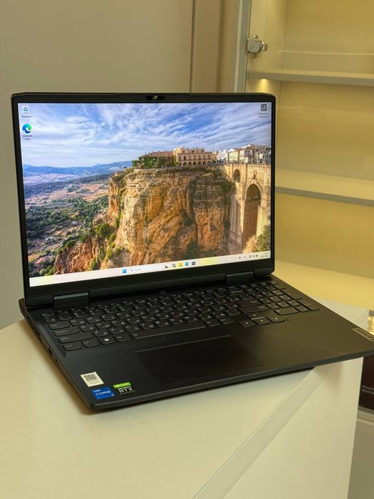 Lenovo i5/12 , SSD512 RTX3050