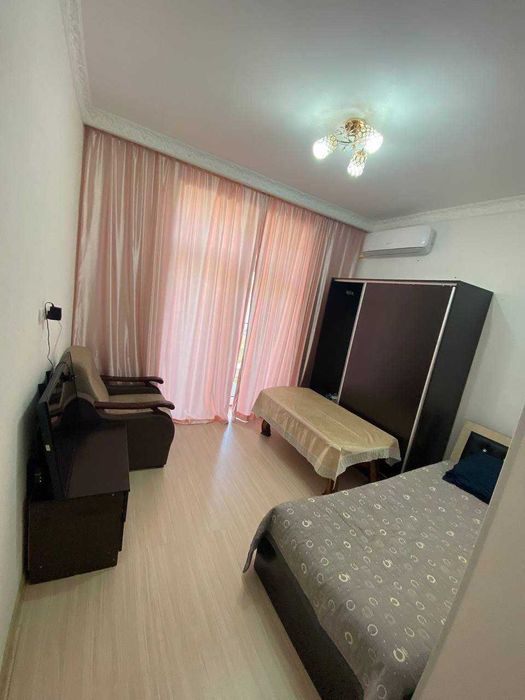 Срочно!!!Сдается 2 комн шикарная квартира!Рядом с Метро Новза!