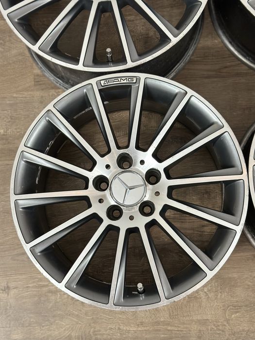 Продается диски на Мерседес R17