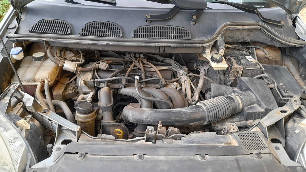 Ford C-Max benzină 2004